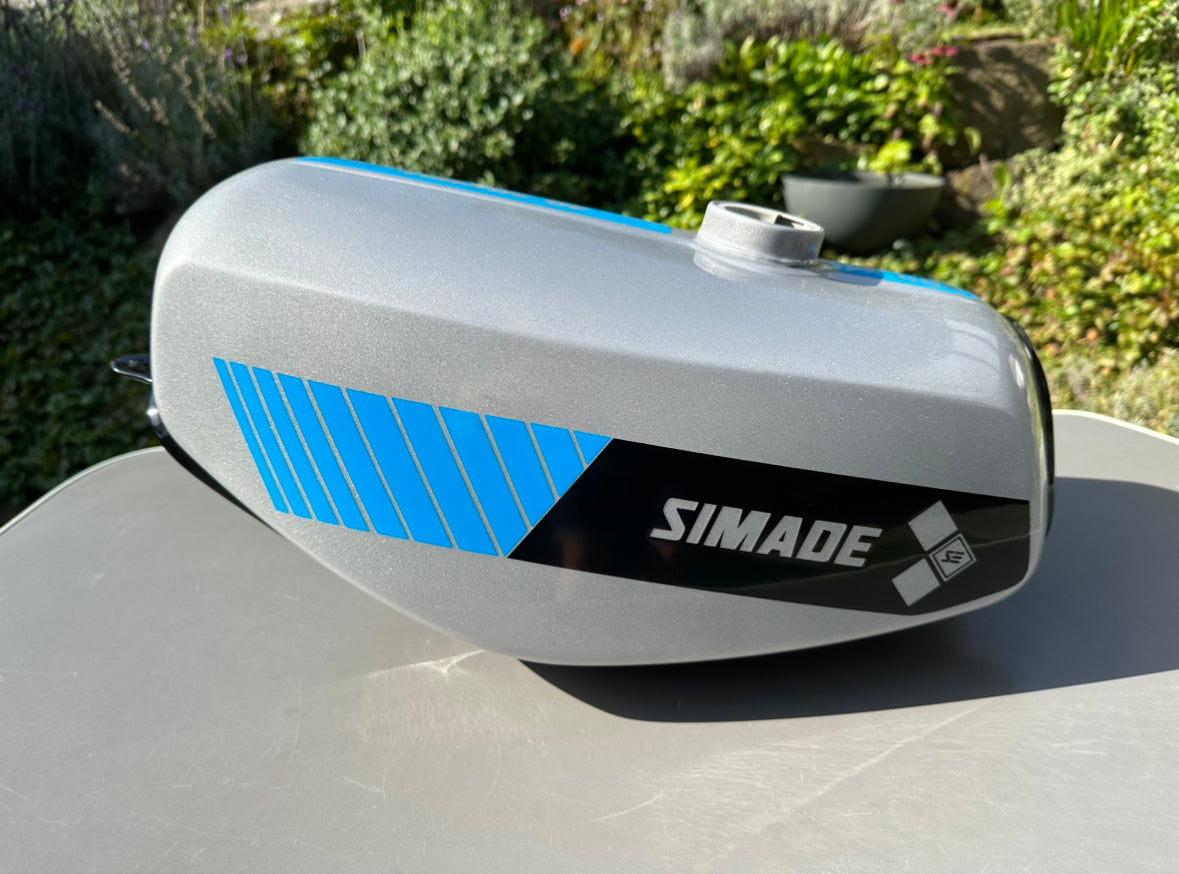 SIMADE 2x 6-teiliges Design "RACE LOW" Aufkleber Set für Simson