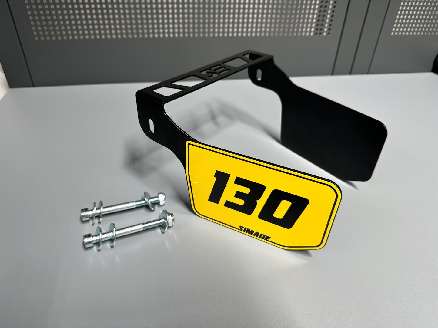 SIMADE Startnummern-Halter schwarz am Obergurt für Simson S-Baureihe S50 S51 S70