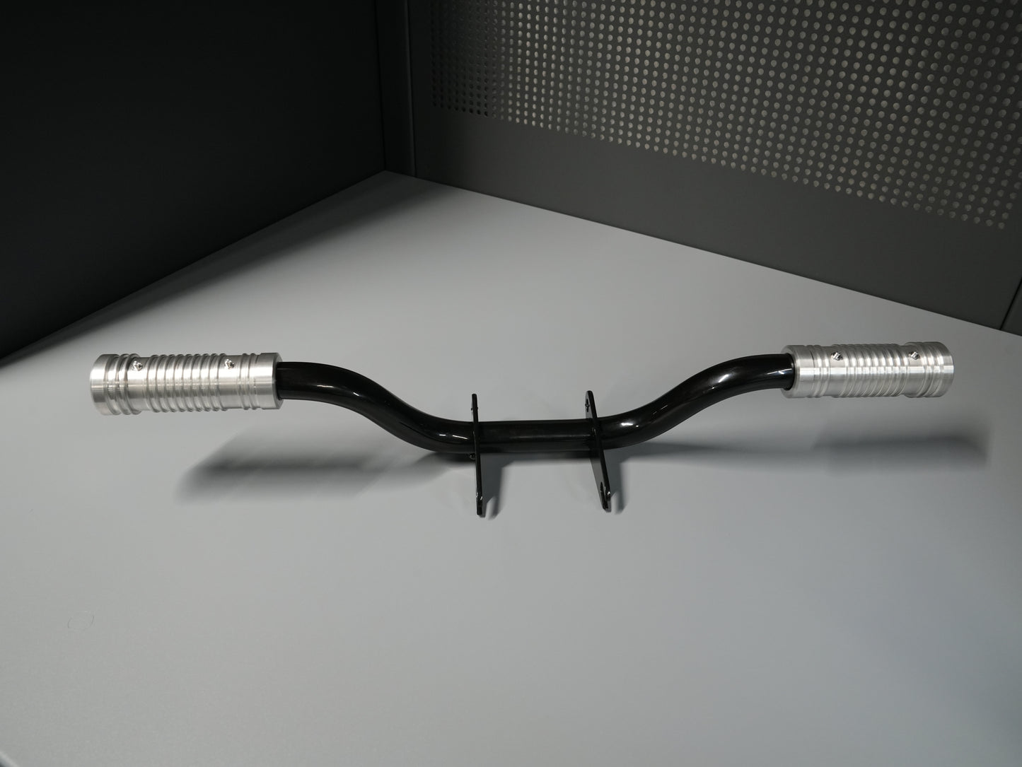 SIMADE Fußrastenträger verstärkt mit Billet CNC Fußrasten "Street" mit Spikes aus hochfestem Aluminium für Simson S50 S51 S70
