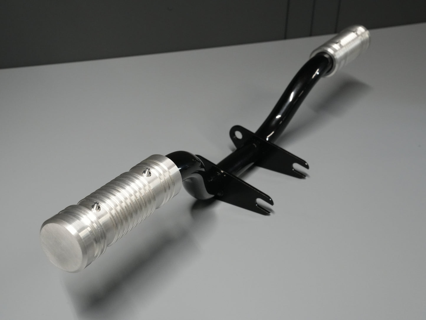 SIMADE Fußrastenträger verstärkt mit Billet CNC Fußrasten "Street" mit Spikes aus hochfestem Aluminium für Simson S50 S51 S70