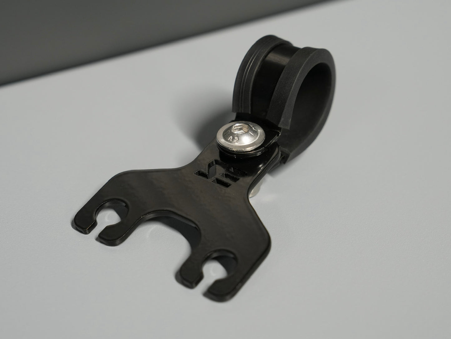 SIMADE Tachohalter schwarz für Koso DB-01-RN für Simson S50 S51 S70 u. Lenker Ø22mm
