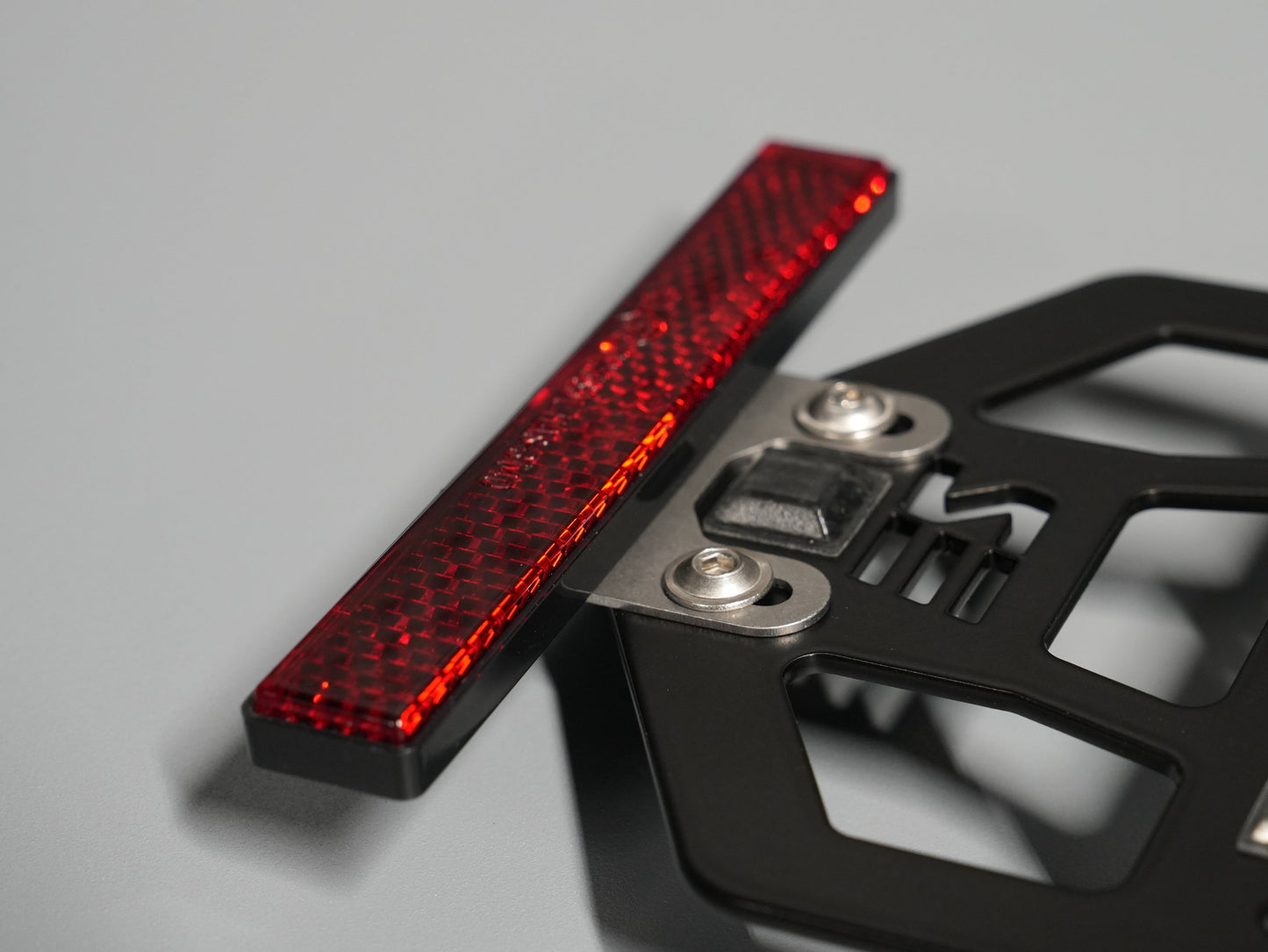 SIMADE Heckträger LED Edelstahl für LED Highsider Rücklicht, LED-Blinker M8 und gr. + kl. Kennzeichen für Simson S50 S51 S70
