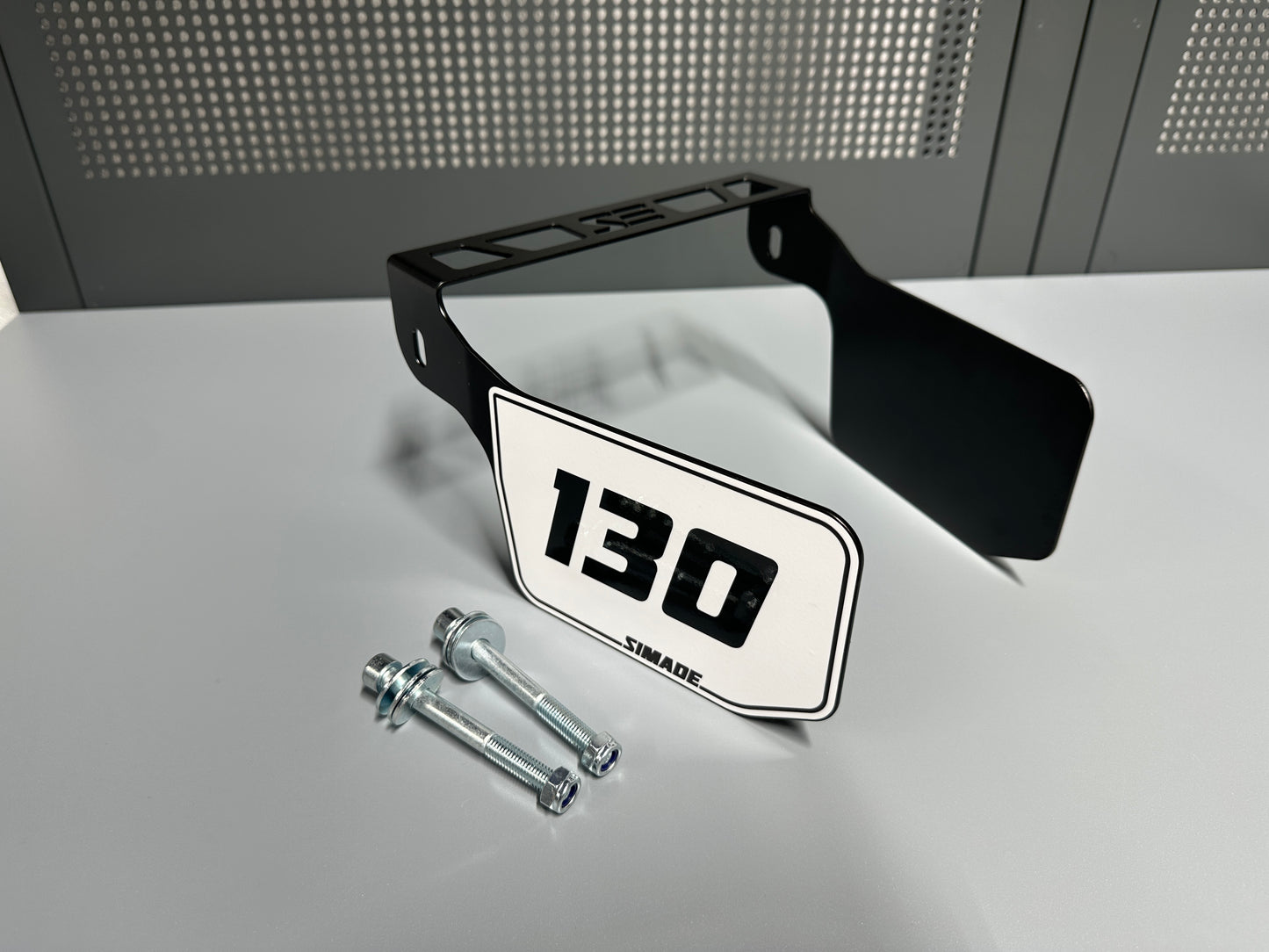 SIMADE Startnummern-Halter schwarz am Obergurt für Simson S-Baureihe S50 S51 S70